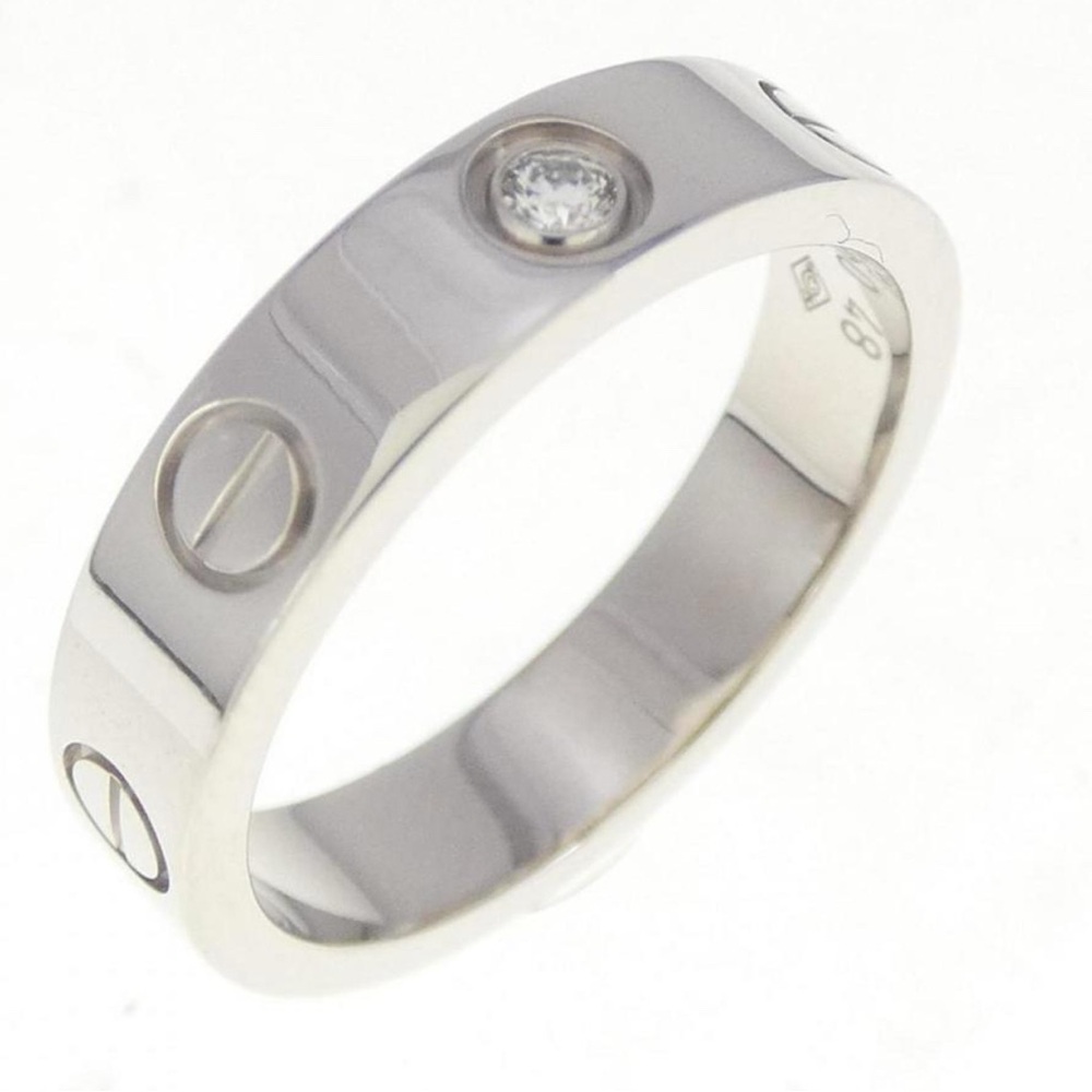Cartier diamond love band